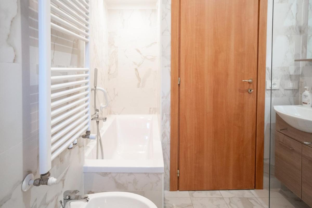 Appartement 10 Min To Duomo New Chic Apt, 20 Min To Linate